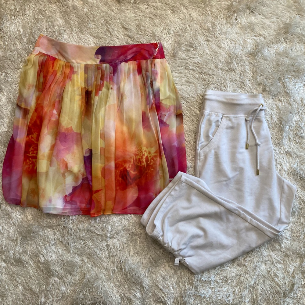 2 for 1 Bundle Liz Claiborne Floral Skirt White Capri Pant Gold Tone